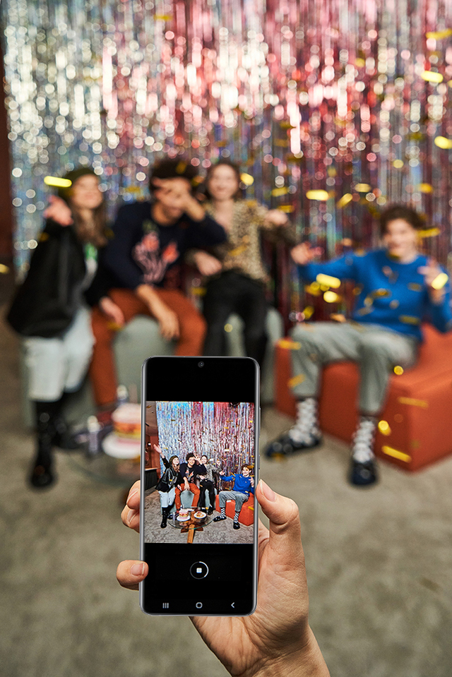 [서울=뉴시스] '갤럭시 S20' 스마트폰에 원 UI 3.1이 업데이트된 모습. 사진 삼성전자