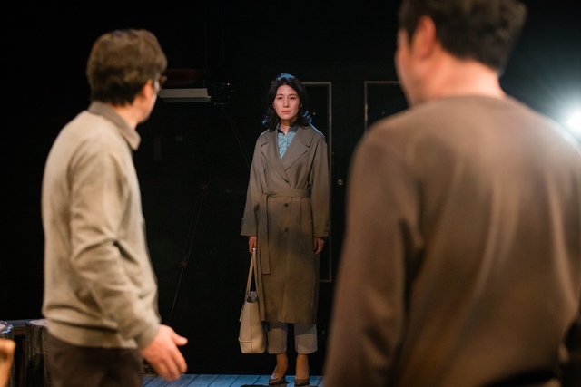 [서울=뉴시스] 연극 '고역'. 2021.02.25. (사진 = 한국문화예술위원회 제공) photo@newsis.com