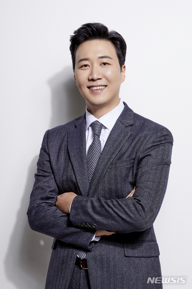 [서울=뉴시스] 도경완 전 아나운서. (사진=블리스엔터테인먼트 제공) 2021.02.25 photo@newsis.com