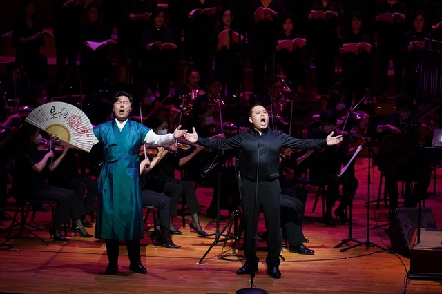 [서울=뉴시스]'나의 나라' 공연 모습(사진=국립합창단 제공)2021.02.26 photo@newsis.com *재판매 및 DB 금지