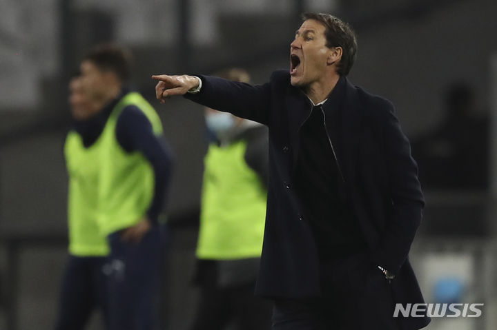 [마르세유=AP/뉴시스]프랑스 리그1 리옹 감독 시절 가르시아 감독. 2021.02.28.