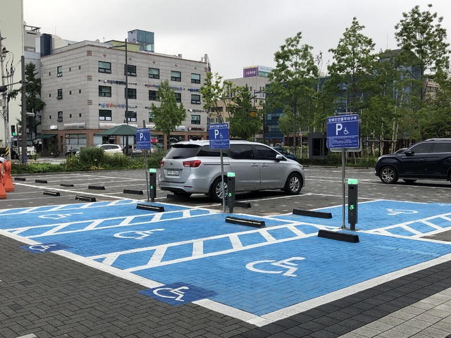 [울산=뉴시스] 장애인 전용주차구역 (사진=뉴시스DB) photo@newsis.com *재판매 및 DB 금지