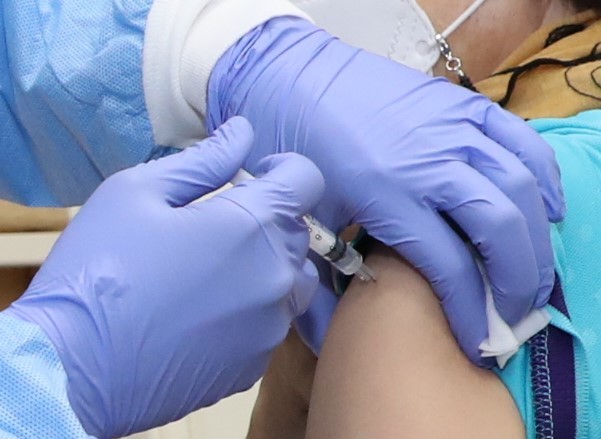 코로나19 백신 접종.