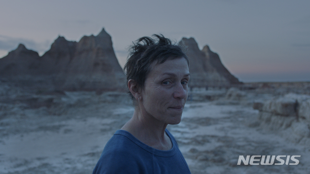 [서울=뉴시스] 영화 '노매드랜드' 스틸. (사진=월트디즈니 코리아 제공) 2021.03.03 photo@newsis.com 