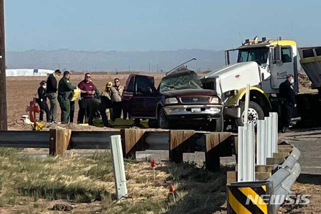 미 교통부, "트럭·버스 운전 면허 따려면 영어 시험 필수"