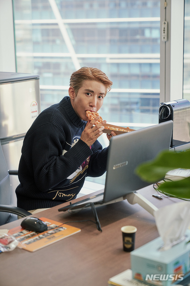 [서울=뉴시스] '광국장' 광희. (사진=스튜디오 와플 제공) 2021.03.05 photo@newsis.com