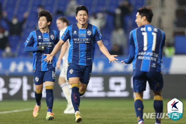 [서울=뉴시스] 울산 현대 김인성이 쐐기골을 터트렸다. (사진=프로축구연맹 제공)