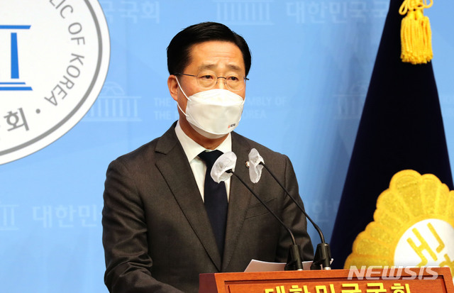 [서울=뉴시스]전진환 기자 = 이태규 전 국민의당 사무총장.&nbsp; (공동취재사진) 2021.03.09. photo@newsis.com