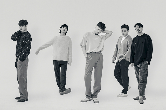 [서울=뉴시스] 버즈. 2021.03.10. (사진 = 롱플레이뮤직 제공) photo@newsis.com