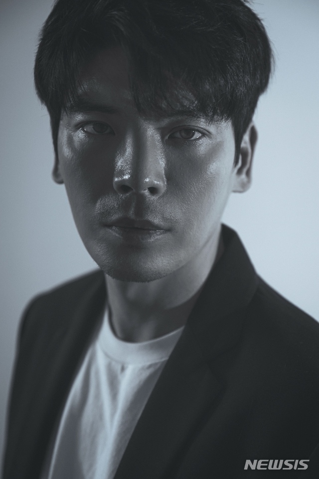 [서울=뉴시스] 배우 김성오 (사진 = 스튜디오 산타클로스) 2021.3.10. photo@newsis.com