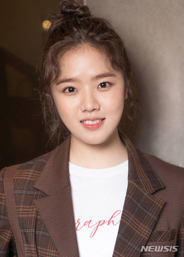 [서울=뉴시스] 배우 김향기. (사진=롯데엔터테인먼트 제공) 2021.03.11 photo@newsis.com