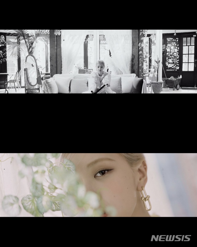 [서울=뉴시스]블랙핑크 로제가 18일 개인 유튜브 채널을 개설했다. (사진=YG엔터테인먼트 제공) 2021.03.18. photo@newsis.com