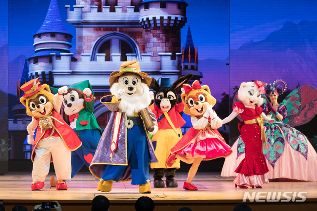 [서울=뉴시스]롯데월드 어드벤처 '로티의 모험2: 사이버 어드벤처'