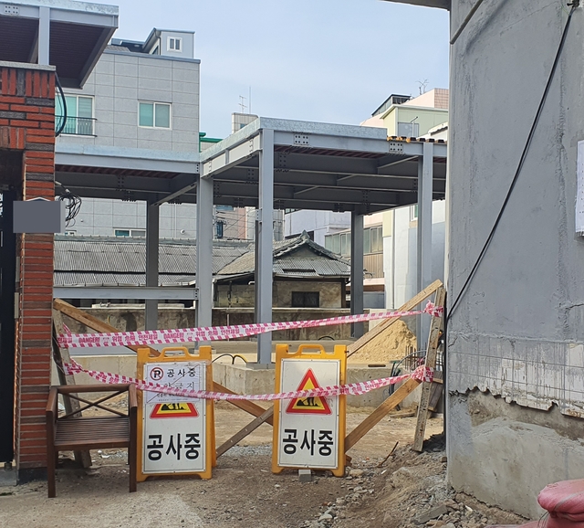 [대구=뉴시스] 대구 북구 대현동의 이슬람 사원 건립 현장. 주민 민원으로 공사가 중단된 상태다. 2021.03.21. photo@newsis.com *재판매 및 DB 금지