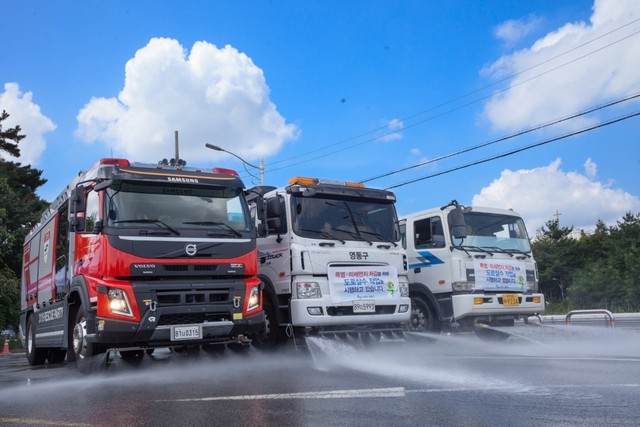수원시에 미세먼지 비상저감조치 발령 및 폭염 시 영통구 일대 도로 살수 용수로 삼성전자가 생산하는 중수도를 공급한다. *재판매 및 DB 금지