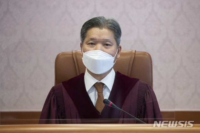 [서울=뉴시스]사진공동취재단 = 이영진 헌법재판소 재판관. 2021.03.24. photo@newsis.com