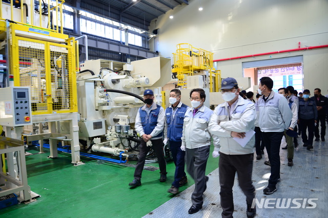 [서울=뉴시스] DL모터스 전기차 부품 공장. (사진=DL이앤씨 제공)