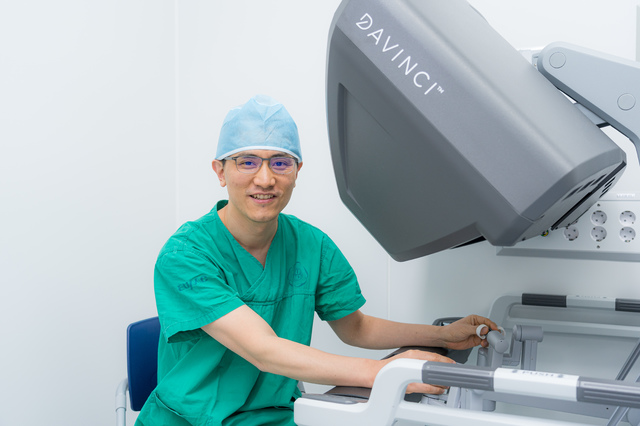 백세현 이대서울병원 유방센터장은 29일 로봇 보조 유방 수술의 장점에 대해 소개했다.(사진 : 이화의료원 제공) *재판매 및 DB 금지