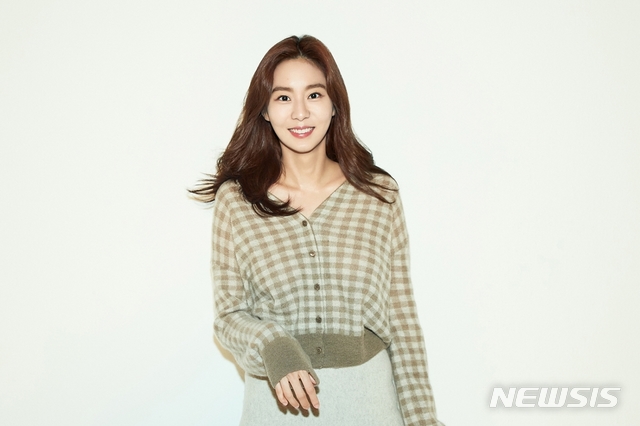 [서울=뉴시스] 배우 유이. (사진=럭키컴퍼니 제공) 2021.03.29 photo@newsis.com
