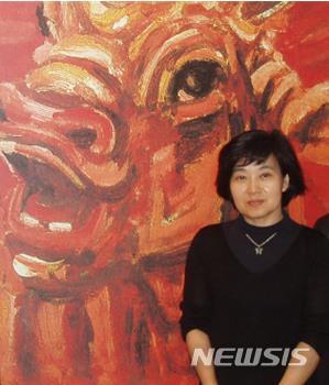 [서울=뉴시스] 2021년 제8회 석남 이경성 미술이론가상 전은자 이중섭미술관 학예연구사. 사진=‘석남 이경성 미술이론가상’ 제공. 2021.3.31.photo@newsis.com