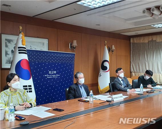 [서울=뉴시스] 올해 주요 7개국 협의체(G7) 정상회의(6.11~13 영국 콘월) 준비를 위한 제2차 주요 7개국 협의체 셰르파(Sherpa) 화상회의가 3월30일 열렸다. (사진/외교부 제공) photo@newsis.com