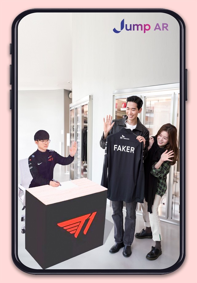 [서울=뉴시스]SKT 점프AR앱에서 AR로 구현된 다양한 페이커 캐릭터가 담긴 포스터. (사진=SK텔레콤 제공) 2021.04.12