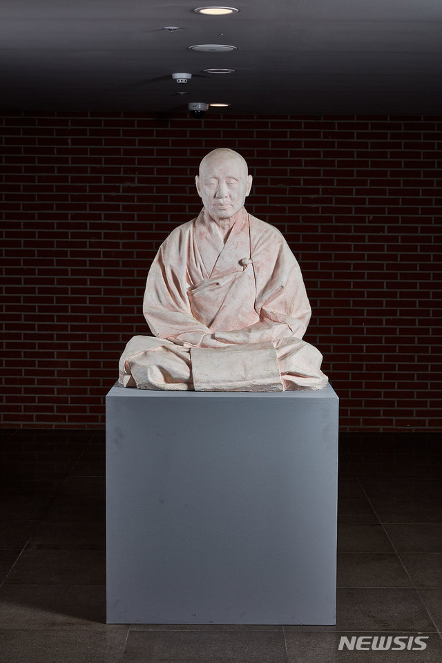 [서울=뉴시스] 전상용 작가 작품 '효명(曉冥)' (사진=서소문 역사박물관 제공) 2021.04.12. photo@newsis.com 