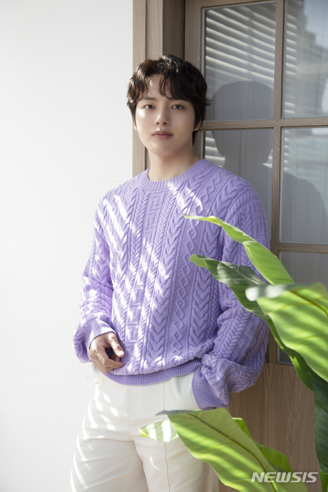[서울=뉴시스]배우 여진구. (사진=제이너스 이엔티 제공) 2021.04.12. photo@newsis.com