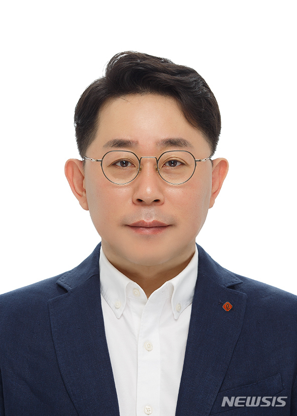 [서울=뉴시스] 나영호 롯데쇼핑 e커머스 사업부장(부사장). (사진=롯데쇼핑)