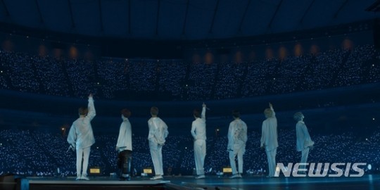 [서울=뉴시스] 방탄소년단, '브레이크 더 사일런스: 다큐시리즈' TV 첫 공개. 사진 = 하이브(HYBE). 2021.4.15. photo@newsis.com