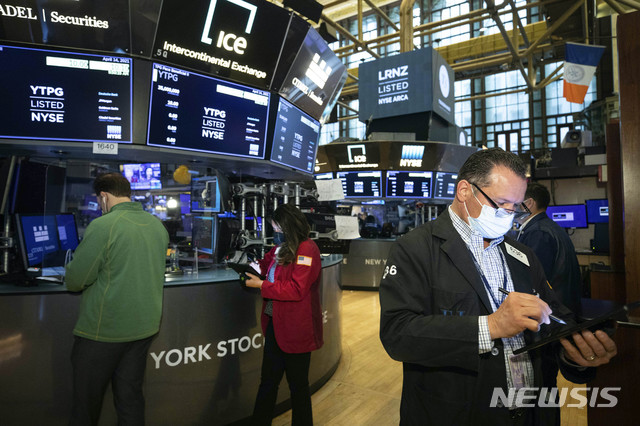 비트코인 급락에 테슬라·코인베이스 등 관련주도 하락