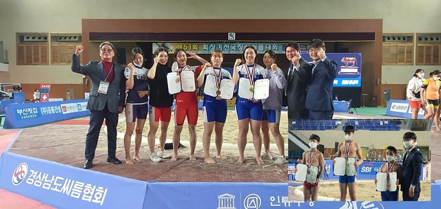 [거제=뉴시스] 신정철 기자= 경남 거제시청씨름단 이다현 선수가 지난 18일 경남 고성군 국민체육센터에서 열린 ‘제51회 회장기전국장사씨름대회’ 여자부 무궁화급 정상에 올랐다.(사진=거제시 제공).2021.04.19. photo@newsis.com *재판매 및 DB 금지