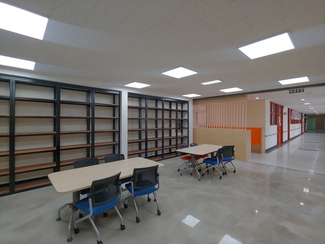 [안동=뉴시스] 고교학점제에 대비한 구미 사곡고의 스터디카페. (사진=경북교육청 제공) 2021.04.20 *재판매 및 DB 금지