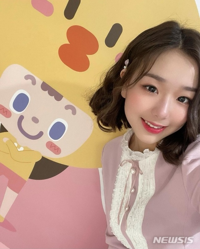 [서울=뉴시스]'보니하니'에서 MC 하니로 활동한 김채연. (사진=김채연 인스타그램 사진 캡처) 2021.04.20. photo@newsis.com