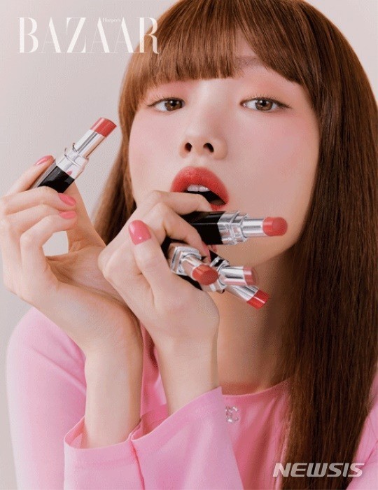 [서울=뉴시스] 이성경 하퍼스 바자 화보. 사진 = 하퍼스 바자 코리아. 2021.4.21. photo@newsis.com