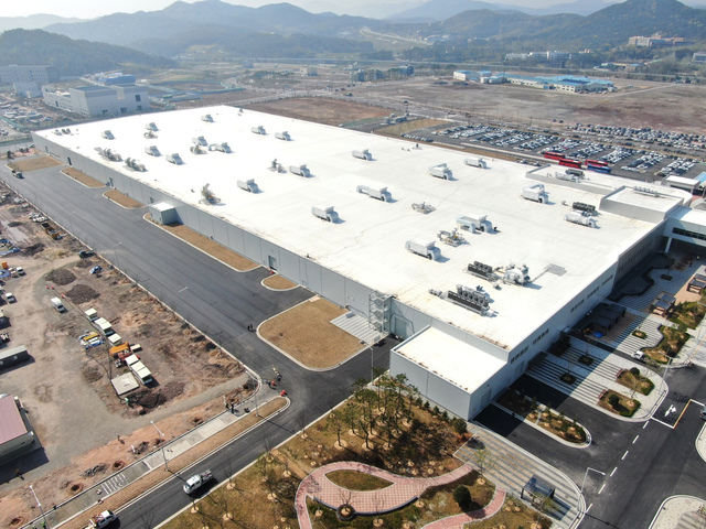 [광주=뉴시스]이창우 기자 = 노사 상생형 모델로 광주 빛그린산업단지에 설립된 광주글로벌모터스(GGM) 전경. (사진=GGM제공) 2021.04.21. photo@newsis.com *재판매 및 DB 금지