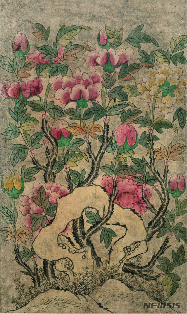 [서울=뉴시스] 모란도 8폭 병풍 (사진=갤러리 조선민화 제공) 2021.04.22. photo@newsis.com