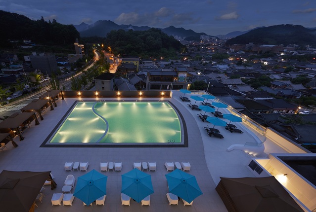 라한호텔 전주 루프톱 야외 수영장 *재판매 및 DB 금지