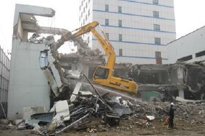  [부산=뉴시스] 허상천 기자 = 부산시는 건설폐기물을 원천적으로 줄이고, 재활용을 극대화하기 위해 일정 규모 이상의 건축물 철거공사때 분야별로 구분해 발주하는 ‘분별해체’를 의무화한다고 26일 밝혔다. 2021.04.26. (사진 = 부산시 제공) photo@newsis.com *재판매 및 DB 금지