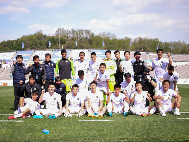  *재판매 및 DB 금지