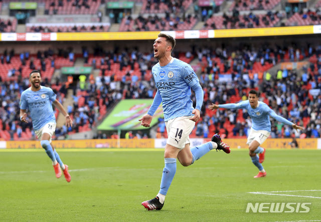 [런던=AP/뉴시스] 맨체스터 시티 수비수 라포르테의 결승골. 2021.04.25.