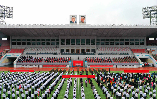 [서울=뉴시스] 북한 사회주의애국청년동맹 청년전위 결의대회. 2021.05.02. (사진=노동신문 캡처) *재판매 및 DB 금지