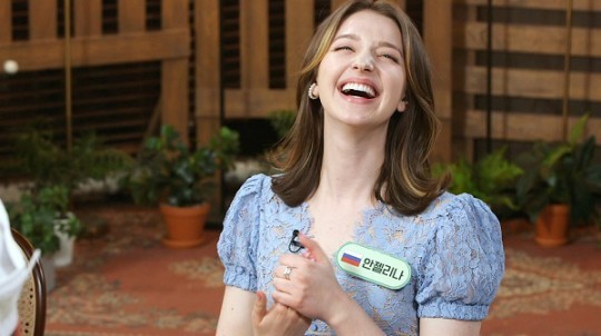 [서울=뉴시스] '안젤리나 다닐로바' 캐스트 이미지. 2021.05.03. (사진 = 강호동의 밥상 방송 캡처 ) photo@newsis.com&nbsp; *재판매 및 DB 금지