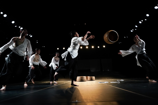 [서울=뉴시스]'2021 모다페'에서 공연될 국립현대무용단의 '빨래'(사진=고흥균, 국립현대무용단 제공)2021.05.03 photo@newsis.com *재판매 및 DB 금지