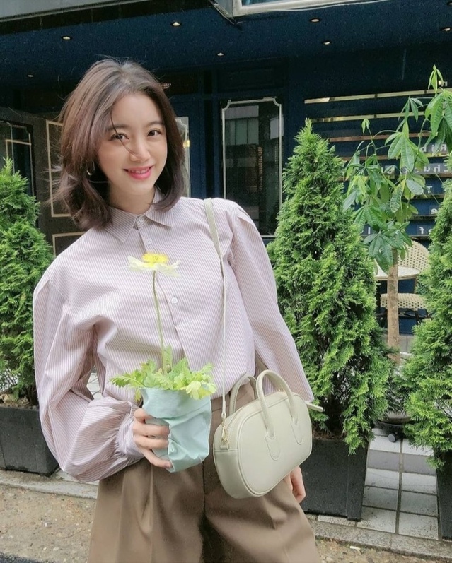 [서울=뉴시스] (사진 = 혜림 인스타그램 캡처) 2021.05.04. photo@newsis.com *재판매 및 DB 금지