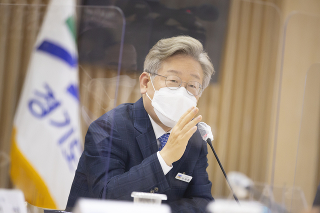 10일 오후 경기도청 신관 상황실에서 IP융·복합 콘텐츠 클러스터 조성 사업 협약식이 열렸다. (사진=경기도 제공) *재판매 및 DB 금지