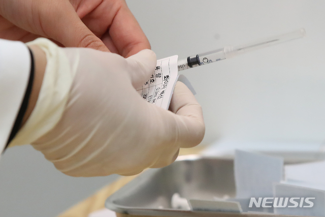 충북서 호흡곤란 30대, 코로나19 검사 당일 사망…자녀 2명도 확진(종합)