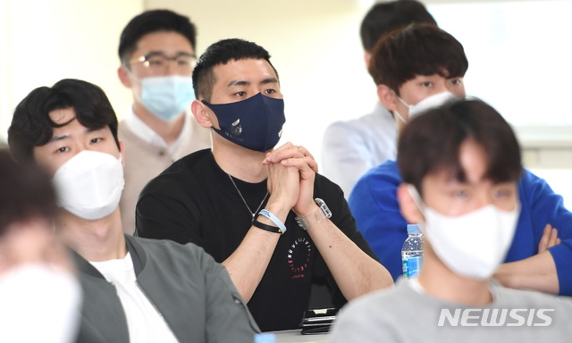 [서울=뉴시스]프로농구 창원 LG 이관희 (사진 = KBL 제공)