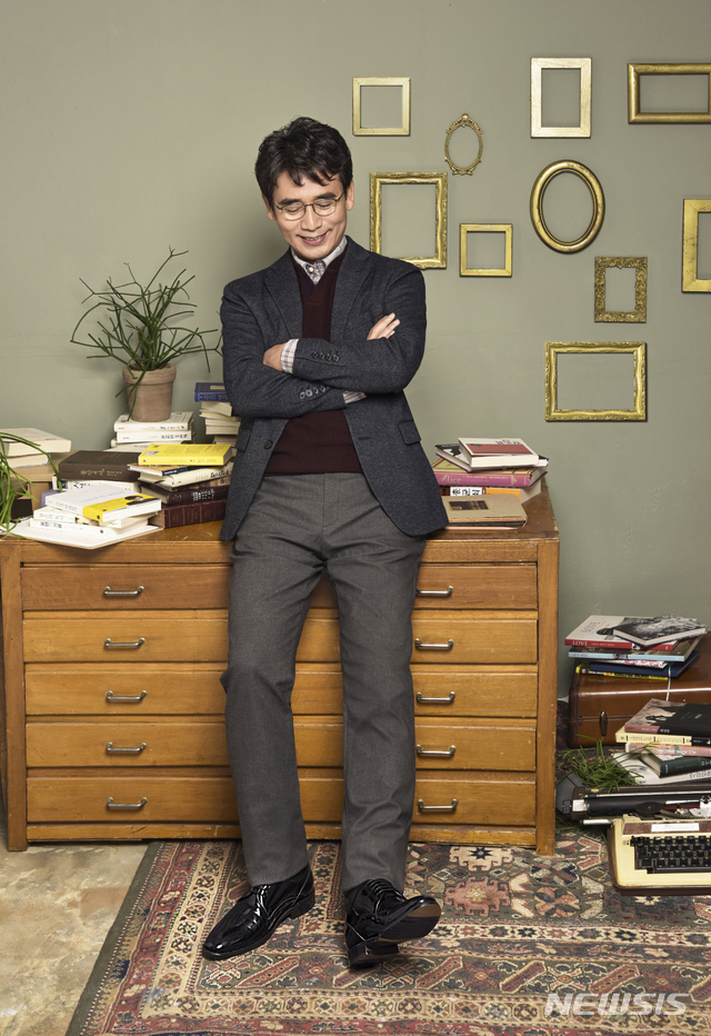 [서울=뉴시스] 아지오 유시민 화보. (사진=KBS 제공) 2021.05.11 photo@newsis.com