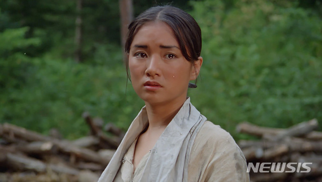 [서울=뉴시스] 영화 '뻐꾸기도 밤에 우는가' 스틸. (사진=다자인소프트 제공) 2021.05.11 photo@newsis.com